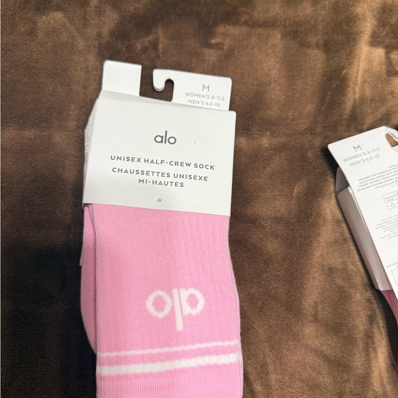 ALO Yoga Accessories - NWT ALO Yoga Pink Half-Crew Athletic Socks